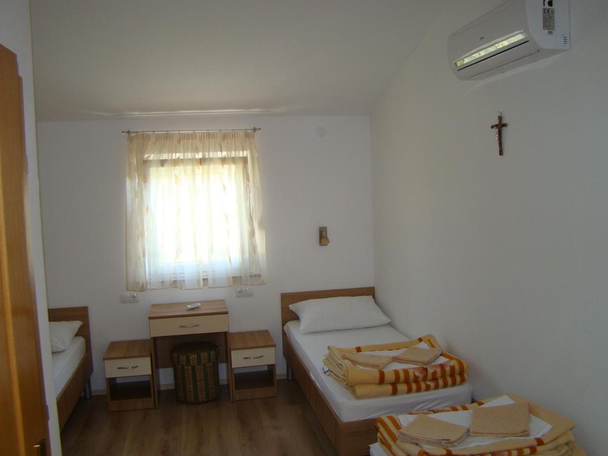 Pansion Ivan Međugorje Extérieur photo